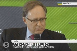 Заступник генсека НАТО: Заяви Кремля про "відпускників" і "добровольців" на Донбасі сміховинні – це регулярні війська