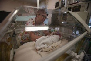 У Польщі немовля народилося через 55 днів після смерті матері