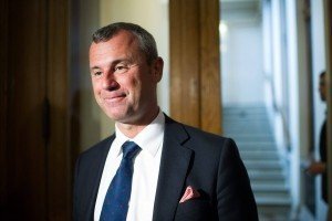 На президентських виборах в Австрії з великим відривом лідирує проросійський кандидат