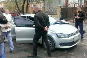 На Хмельниччині на хабарі піймали заступника начальника райвідділку місцевої поліції