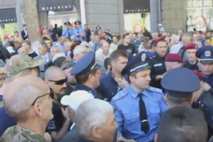 День Перемоги: затримання порушників в Одесі та Дніпропетровську та постраждалі від зіткнень у Миколаєві