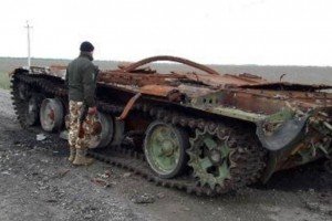 В зоні АТО знайшли підбитий російський танк 