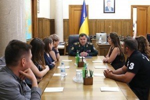 Міністр оборони нагородив волонтерів "Повернись живим" за допомогу армії 