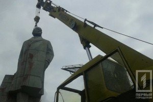 У Сумах Леніна переплавили на пам'ятник українському чемпіону