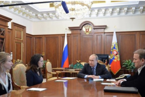 На зустрічі Путіна з родичами загиблих російських журналістів був Медведчук