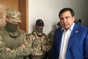 Саакашвілі прорвався в кабінет свого радника, де силовики проводять обшук