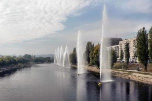 На день Києва відкриють найбільший фонтан у місті з підсвіткою