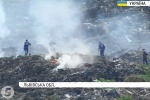 Поблизу Львова на сміттєзвалищі відновили рятувальну операцію