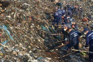 На Львівщині з-під завалів витягли тіло другого рятувальника