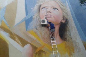 У Києві стіну з муралом "облагородили" кондиціонером &ndash; соцмережі нуртують