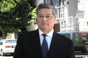 У Дніпрі позбавилиcя почесного громадянина міста: міськрада "звільнила" Лазаренка