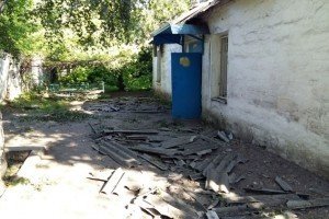 Окупанти завдали артилерійського удару по житловому сектору Торецька: дивом уціліли двоє дітей