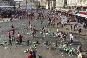 УЄФА застосує до Росії "найсуворіші санкції" за напади на фанів у Марселі