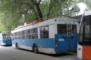 "Світла нема, але ви тримайтесь" – у Саратові за борги зупинили електротранспорт