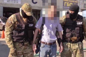 Російського дипломата піймали на спробі підкупу українського правоохоронця – відео