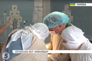 "Янголи в халатах": Донбас чекає на медиків для роботи у мобільних шпиталях