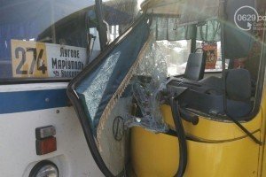 Масштабна ДТП у Маріуполі: зіткнулися фура, автобус та маршрутка