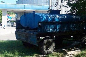 Отруєння в Ізмаїлі: багатодітним сім'ям та пенсіонерам питну воду безплатно доставляють додому
