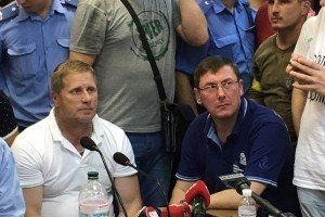 Луценко: Депутати мають амністувати бійців, які у воєнних умовах порушували Кримінальний Кодекс мирного часу