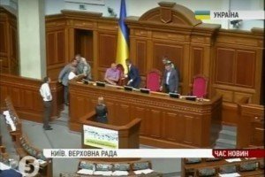 Рада у першому читанні підтримала закон про генетичну ідентифікацію військовослужбовців