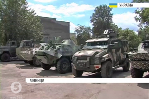 На Вінницькому експериментальному заводі відремонтували 6 бойових машин та повернули бійцям АТО