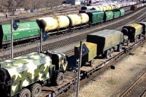 Розвідка заявляє про прибуття з РФ залізничних ешелонів зі зброєю та військовою технікою