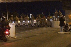 Турецькі військові заявляють, що захопили владу в країні