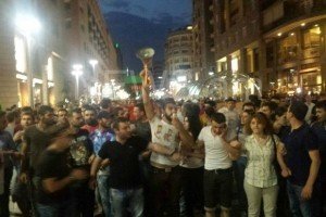 Вірменське повстання: у Єревані у сутичках між силовиками і протестувальниками постраждали понад 30 людей
