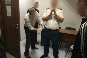 У Києві заарештували начальника відділу митного терміналу аеропорту Жуляни