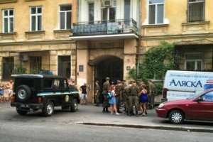 Стрілянина в центрі Одеси - поранено бійця Нацгвардії