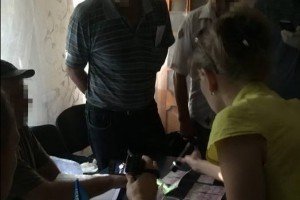 У Попасній на хабарі затримали директора комунального підприємства