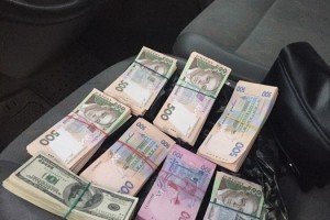 СБУ затримала на хабарі одного з керівників фітосанітарної інспекції Одещини