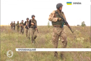 Для українських пластунів провели військовий вишкіл у Кропивницькому