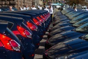На заміну "Волгам" та "Жигулям": Кличко передав столичним медикам новенькі Ford Fiesta