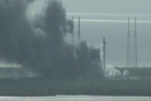 У США вибухнула ракета Falcon 9, яку готували до запуску