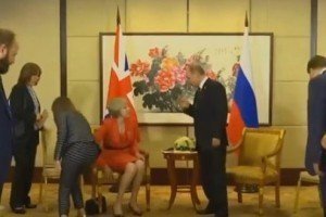 Саміт G20: Прем'єр Британії забула потиснути руку Путіну 