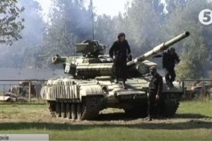 У Харкові продемонстрували бойову міць українських танків 