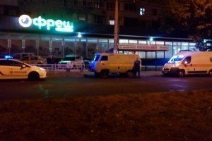 Потужний вибух у Херсоні: невідомі намагались підірвати відділення банку