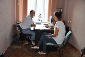 У Житомирі затримали чиновницю, що працювала у "фонді держмайна ДНР"