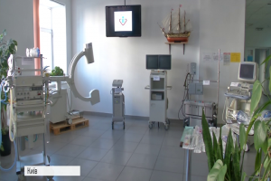 Лікарські матеріали в борг та виснажене роками обладнання: як швейцарці врятували Центр кардіології