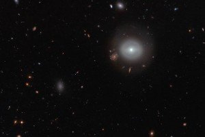 Учені виявили галактику, що складається тільки зі старих зірок