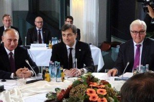 Сурков бере участь у переговорах у Берліні попри заборону в’їзду в ЄС – в Європарламенті чекають коментаря від Могеріні