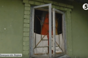 "Під гуркіт ворожої канонади": життя у майже безлюдному Водяному