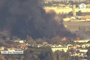 У каліфорнійському місті Онтаріо спалахнула пожежа &ndash; відео