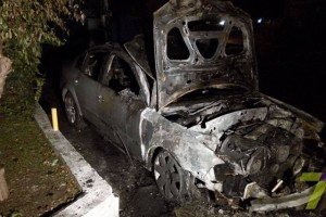 В Одесі підпалили авто начальника районної податкової: машина вигоріла вщент