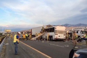 В Каліфорнії внаслідок аварії туристичного автобуса загинули 13 людей