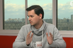 Політоглядач: Якби західні друзі не викручували руки українській владі, нічого б не було 