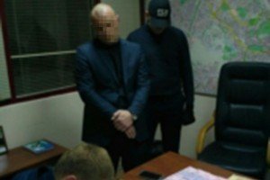 СБУ викрила столичного посадовця, що вимагав щомісячну "данину" у 100 тисяч гривень