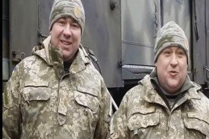 Бійці АТО заговорили віршами: з'явилось відеопривітання вояків з Днем писемності