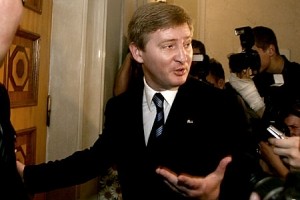 Автомайдан їздив до Ахметова: вимагав припинити підгодовувати терористів